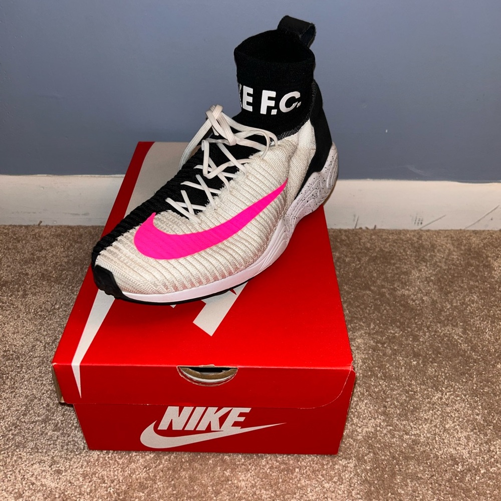 Nike Mercurial Flyknit FC